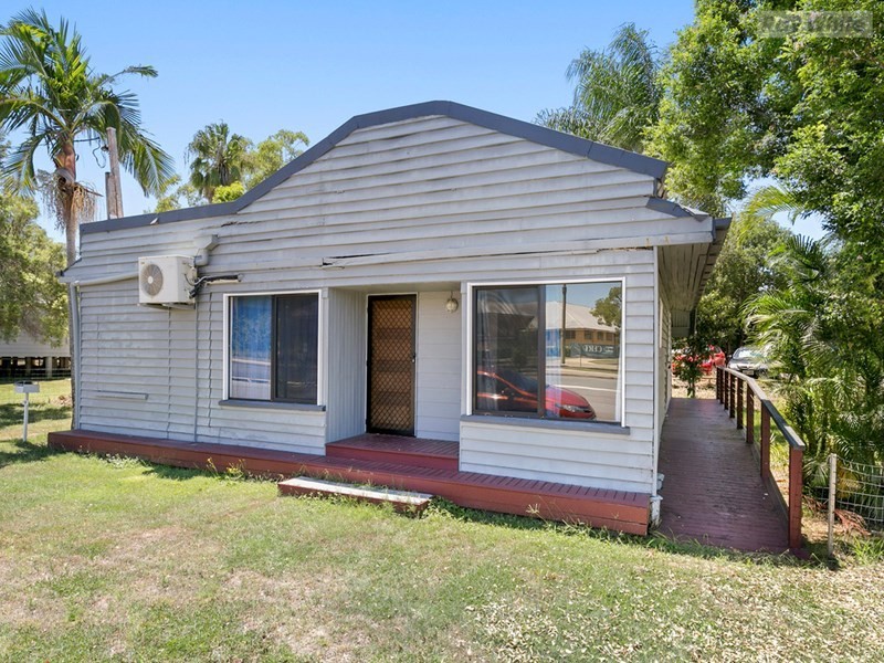 10 North Street, North Ipswich QLD 4305
