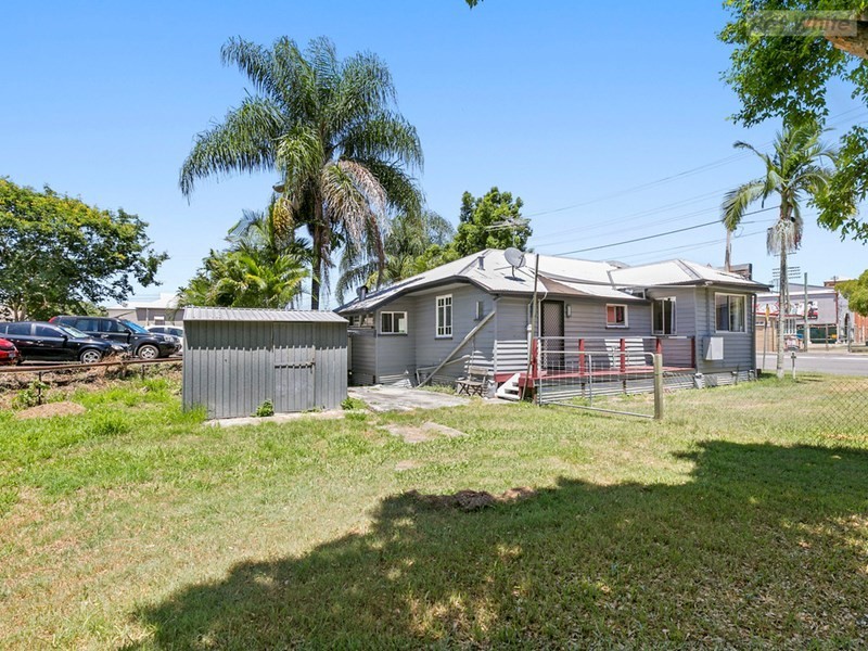 10 North Street, North Ipswich QLD 4305