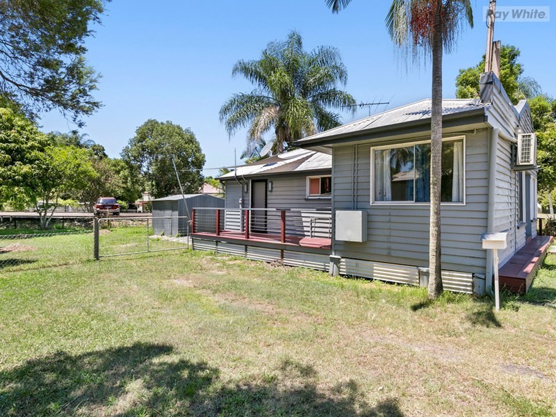 10 North Street, North Ipswich QLD 4305