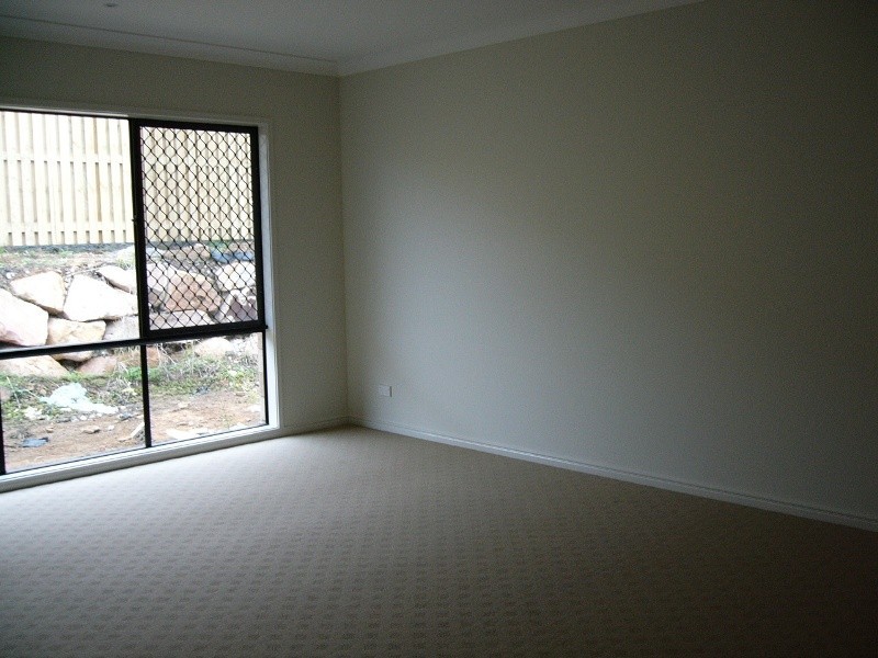 7 Cobbin Court, Redbank Plains QLD 4301