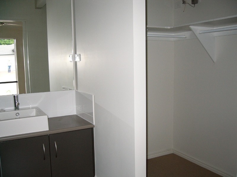 7 Cobbin Court, Redbank Plains QLD 4301