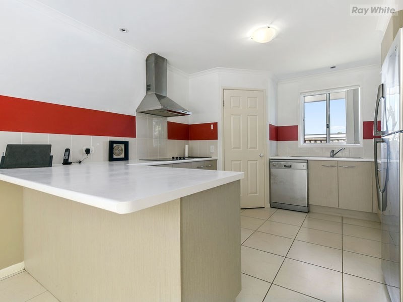 27 McNamara Place, Redbank Plains QLD 4301