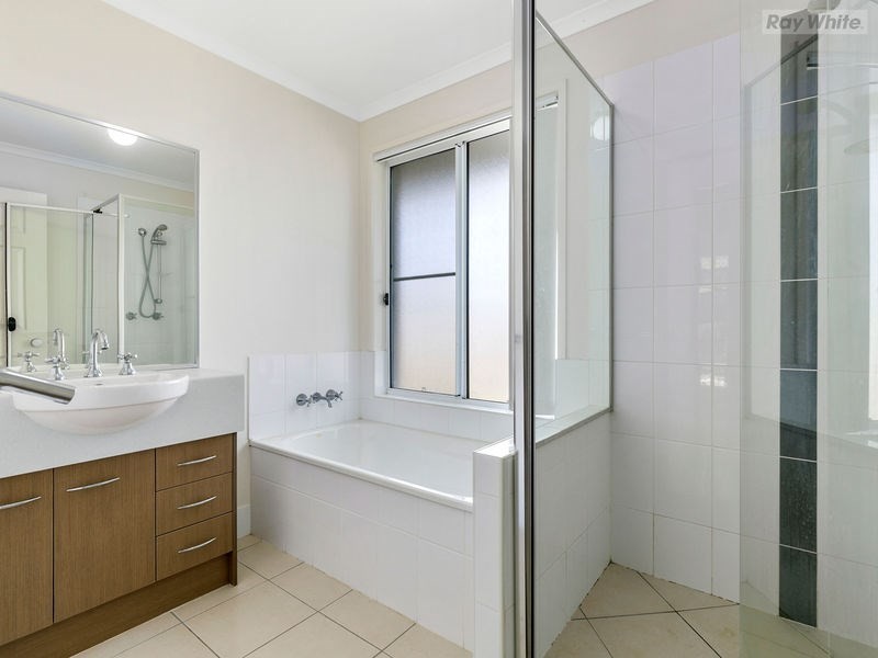 27 McNamara Place, Redbank Plains QLD 4301