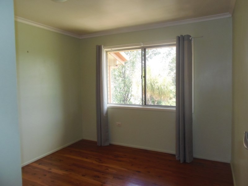 37 Caroline Street, Riverview QLD 4303