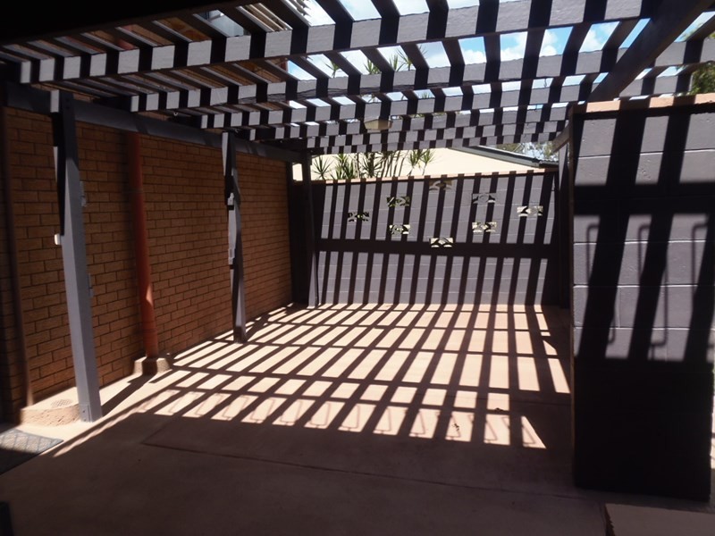 37 Caroline Street, Riverview QLD 4303