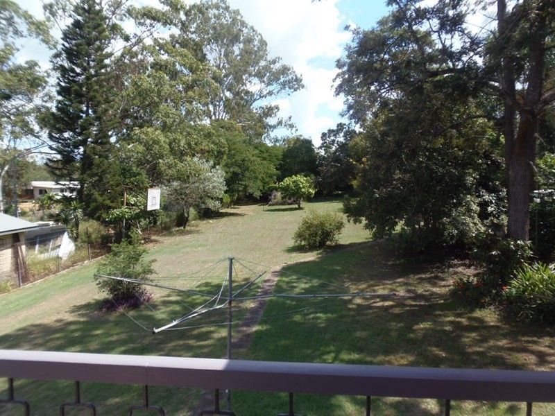 37 Caroline Street, Riverview QLD 4303