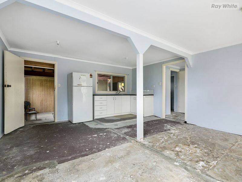 27 Aldinga Street, Redbank Plains QLD 4301