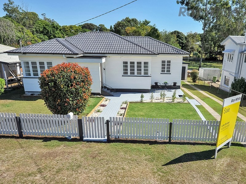 11 Lusitania Street, Newtown QLD 4305