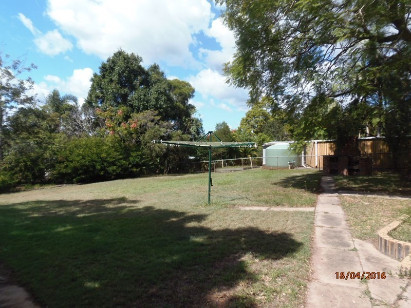 18 Caroline Street, Riverview QLD 4303