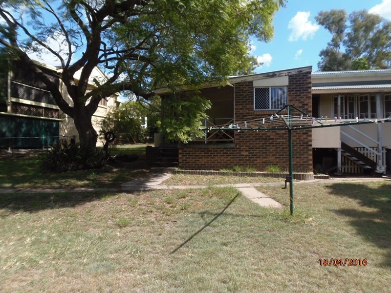 18 Caroline Street, Riverview QLD 4303