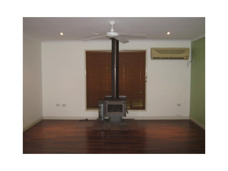 34 Russell Drive, Redbank Plains QLD 4301