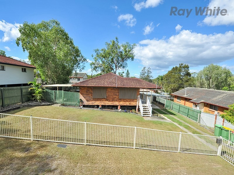30 Neilson Crescent, Riverview QLD 4303