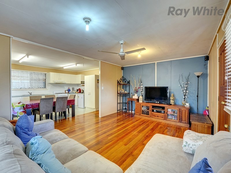 30 Neilson Crescent, Riverview QLD 4303