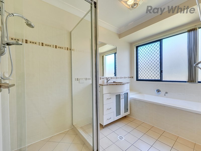 9 Bellbird Drive, Bellbird Park QLD 4300