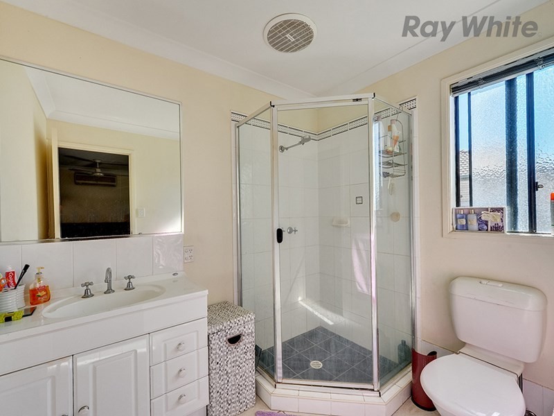 15 Higgins Street, Collingwood Park QLD 4301