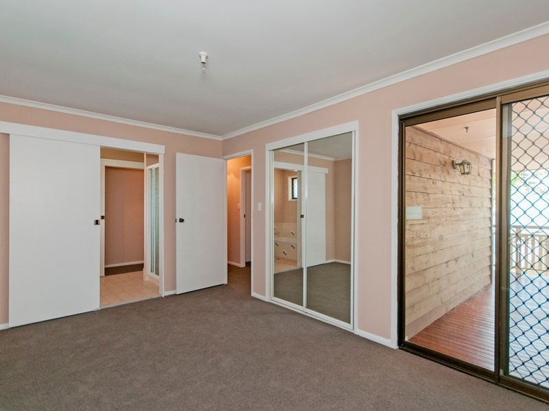 16 Buttler Street, Bellbird Park QLD 4300