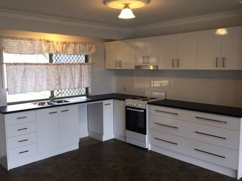 92 Highbury Drive, Redbank Plains QLD 4301