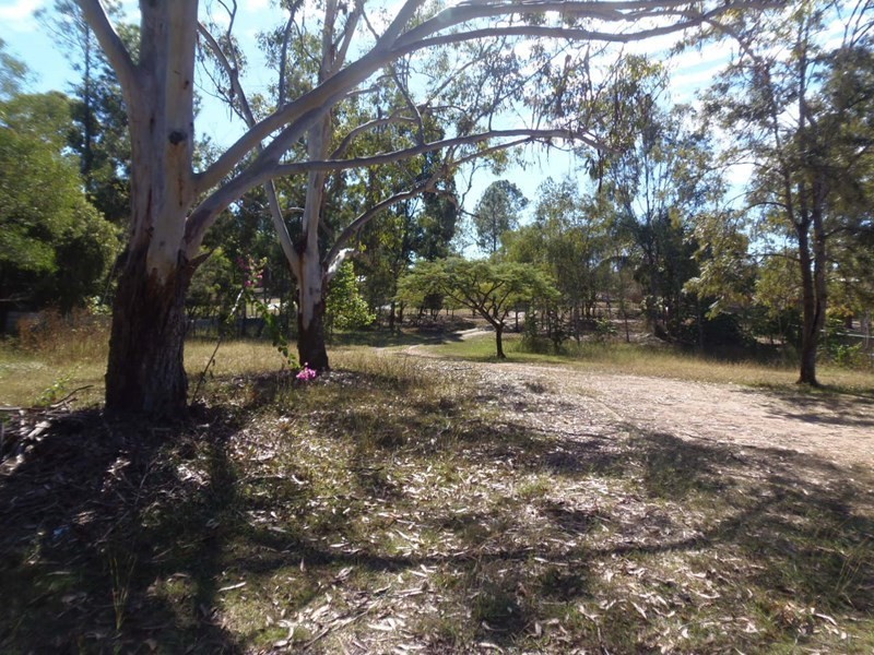 31 Harris Street, Bellbird Park QLD 4300