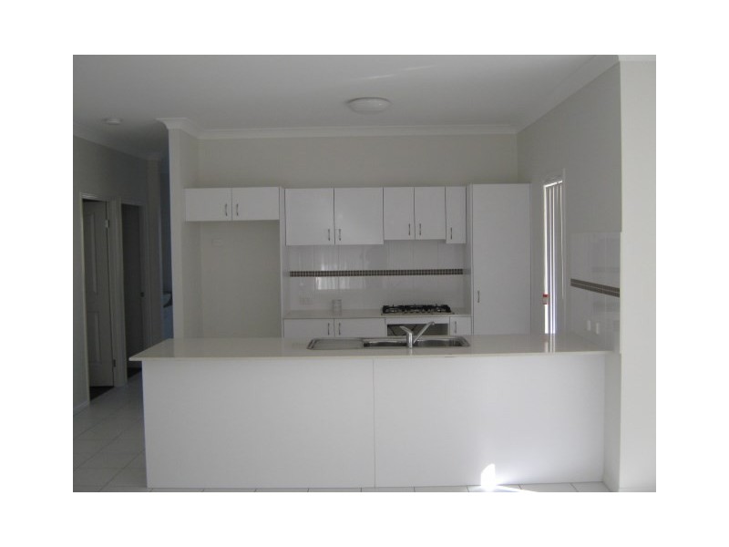 15 Lovely Court, Redbank Plains QLD 4301