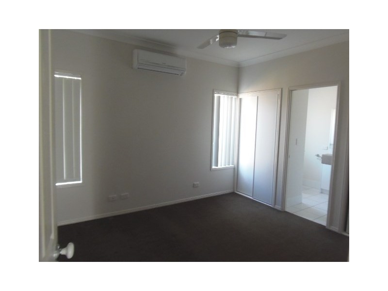 15 Lovely Court, Redbank Plains QLD 4301