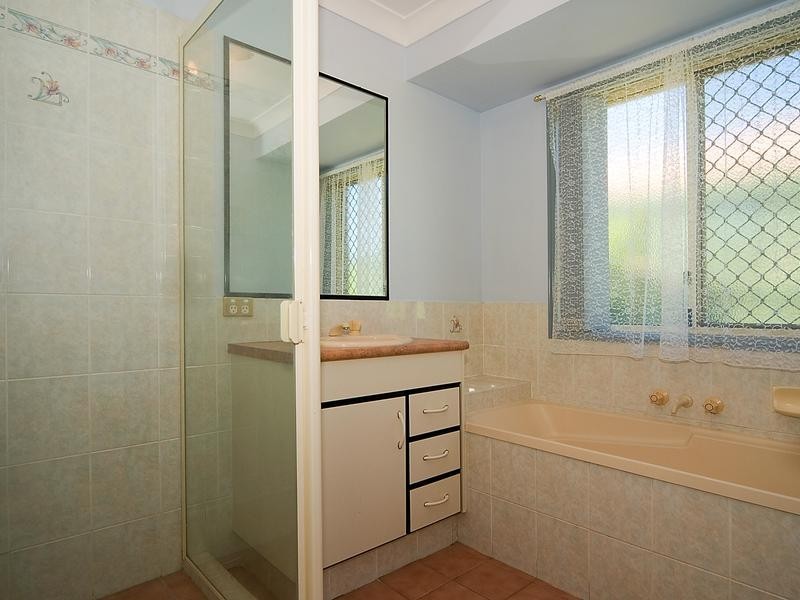 14 Boronia Court, Collingwood Park QLD 4301