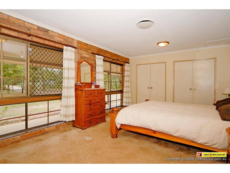 216 Jones Road, Bellbird Park QLD 4300