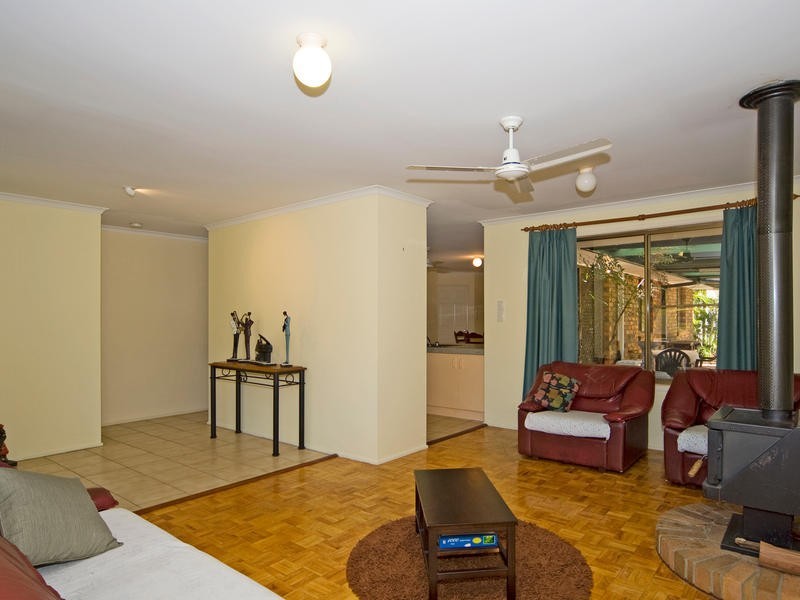 21 Allamanda Drive, Camira QLD 4300
