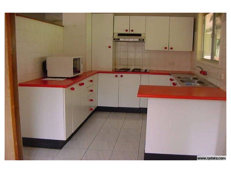 5 Leigh Street, Redbank Plains QLD 4301