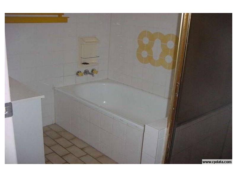 5 Leigh Street, Redbank Plains QLD 4301