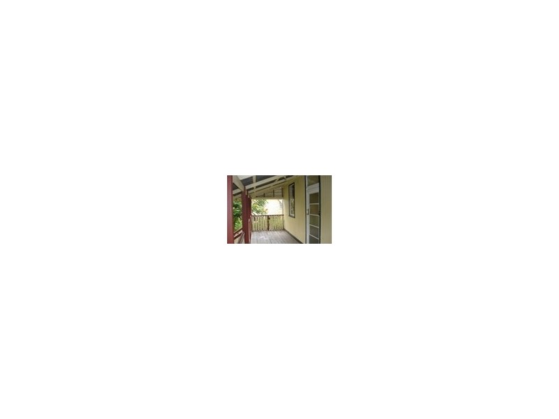 16 Bergins Hill Road, Bundamba QLD 4304