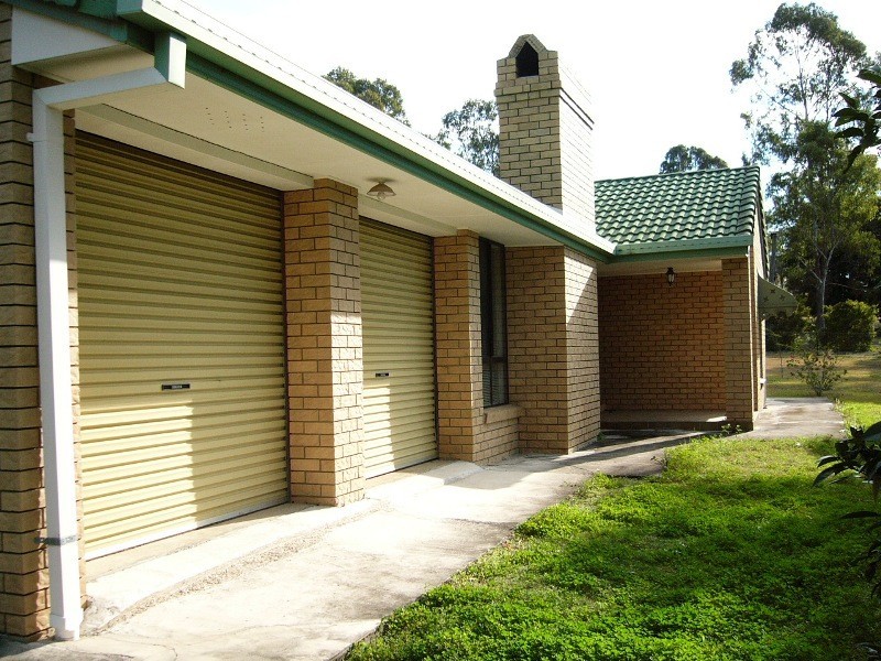 109 Willow Road, Redbank Plains QLD 4301