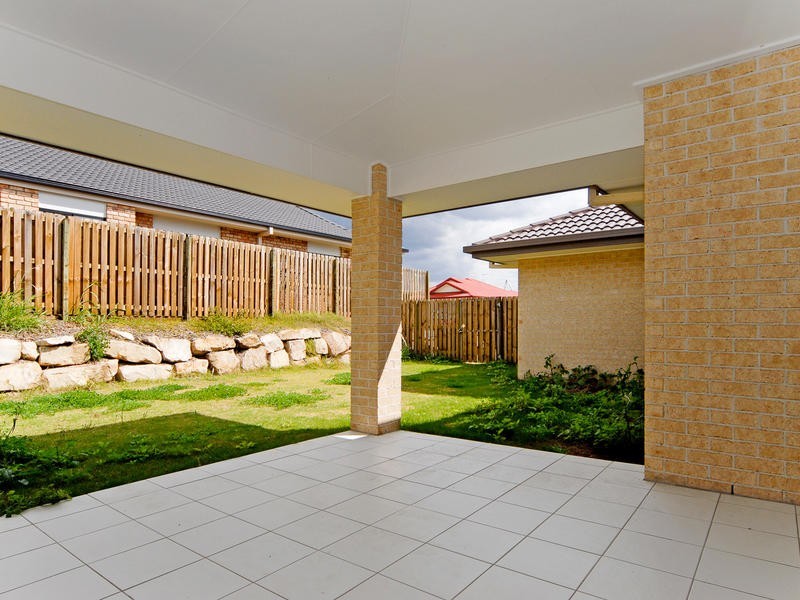 18 Nicholls Drive, Redbank Plains QLD 4301