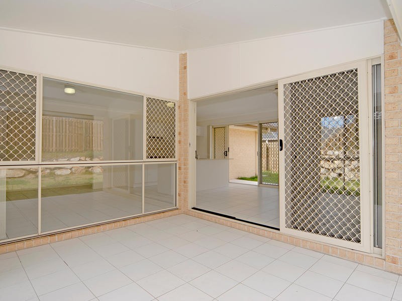 18 Nicholls Drive, Redbank Plains QLD 4301
