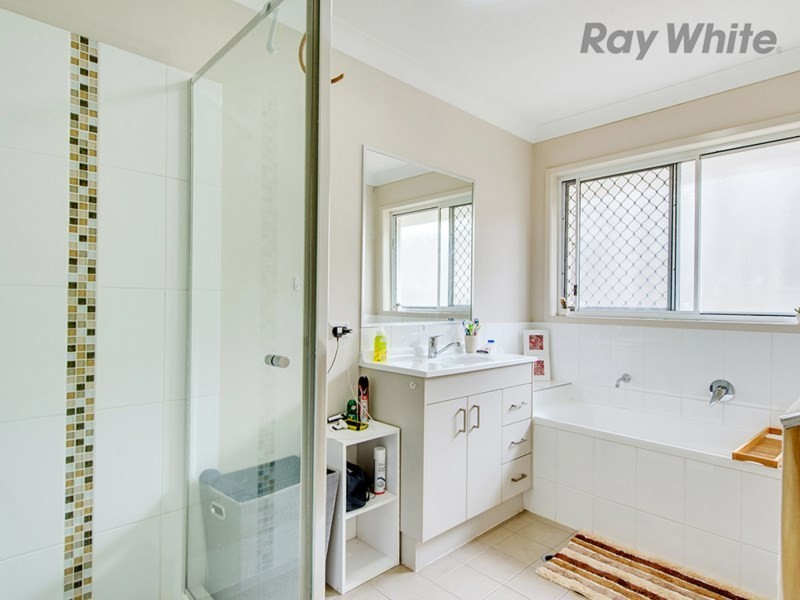 239 Alawoona Street, Redbank Plains QLD 4301