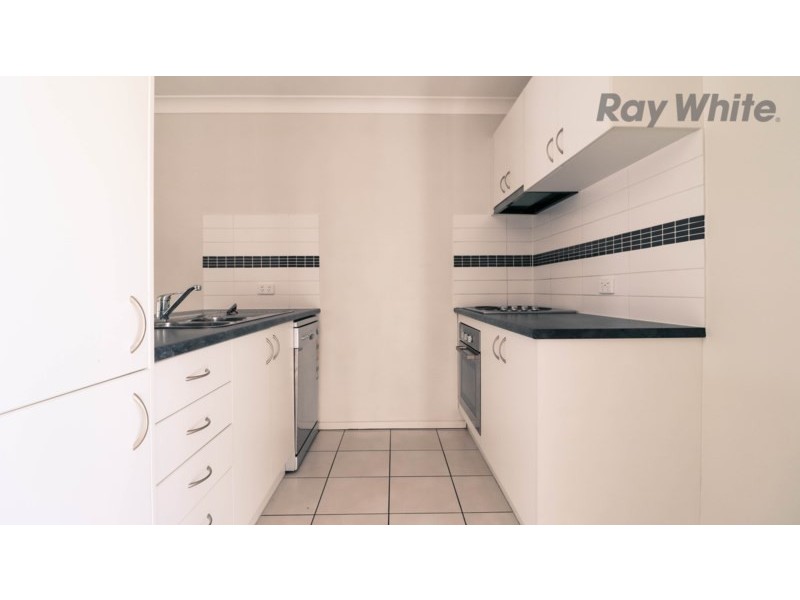 2/8 Rosegum Place, Redbank Plains QLD 4301