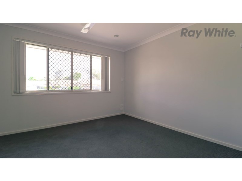 2/8 Rosegum Place, Redbank Plains QLD 4301