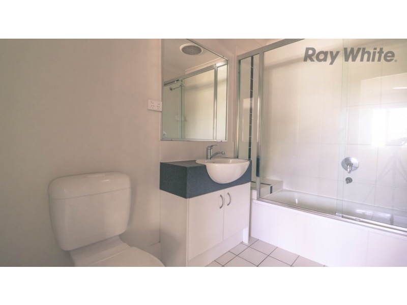 2/8 Rosegum Place, Redbank Plains QLD 4301