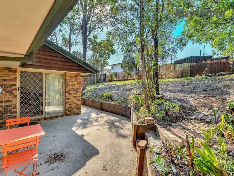 9 Azure Street, Goodna QLD 4300