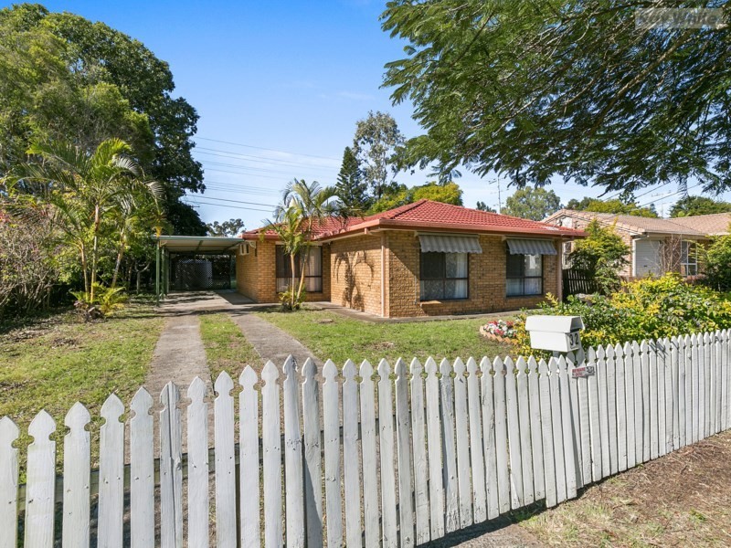 32 Somerfield Street, Redbank Plains QLD 4301