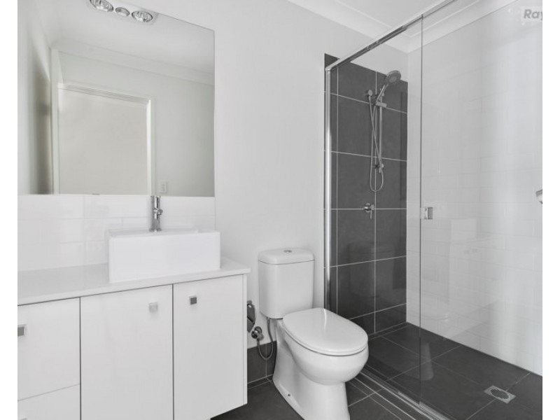 2/47 Christie Crescent, Bellbird Park QLD 4300