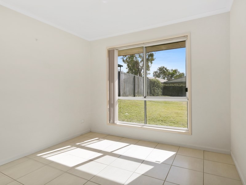 1/6 Mooney Close, Goodna QLD 4300