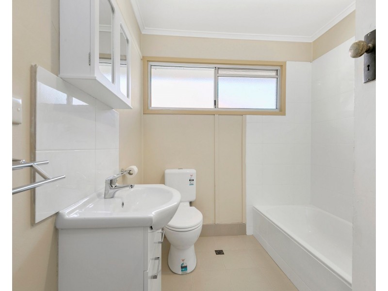 30 Baillieston Street, Leichhardt QLD 4305