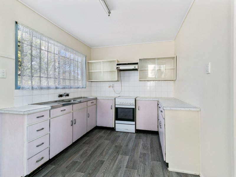 43 VIDERONI Street, Bundamba QLD 4304