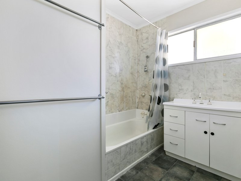 43 VIDERONI Street, Bundamba QLD 4304