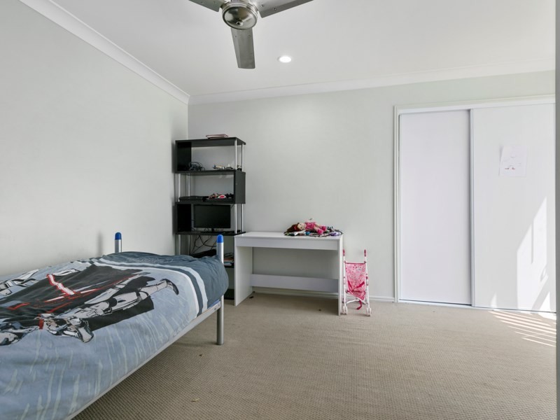 17 Heathwood Place, Collingwood Park QLD 4301