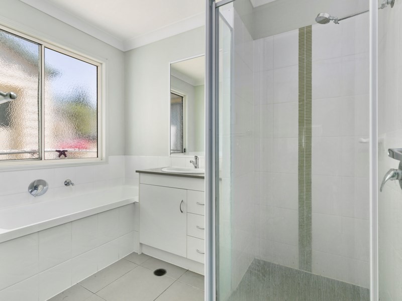 17 Heathwood Place, Collingwood Park QLD 4301