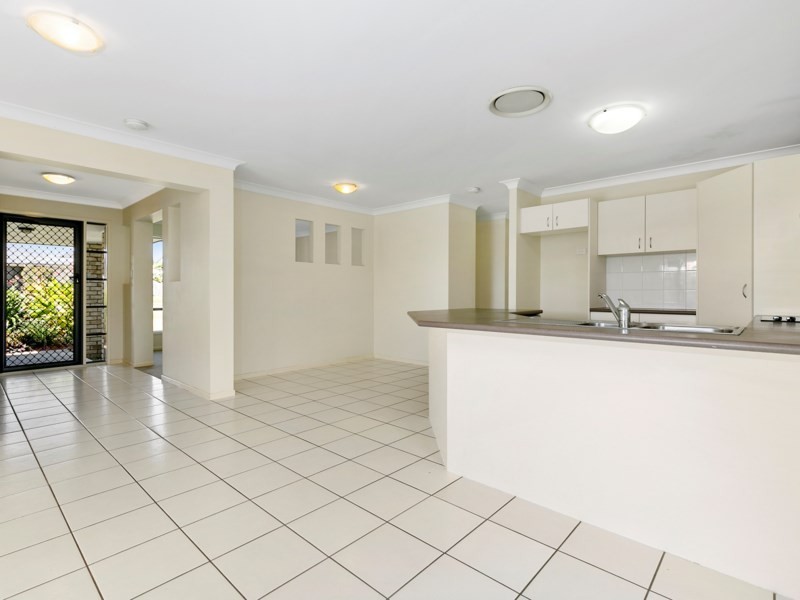 2 Campbell Court, Redbank Plains QLD 4301