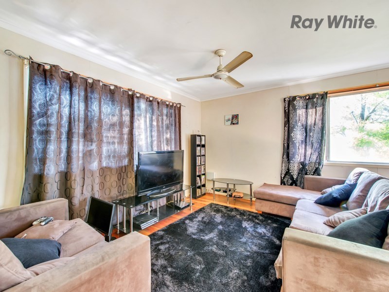 4 Warry Street, Gailes QLD 4300