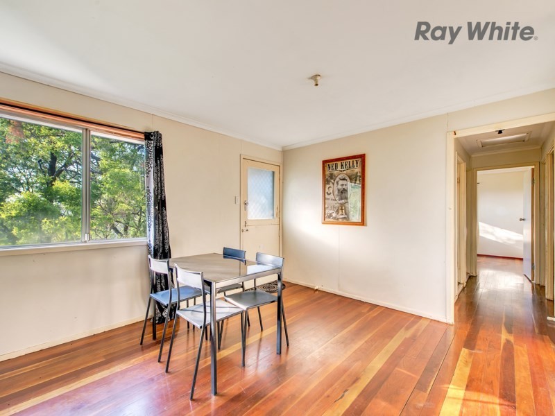 4 Warry Street, Gailes QLD 4300