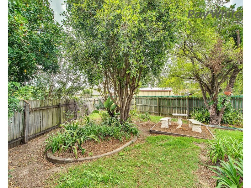 10 Price Close, Redbank Plains QLD 4301